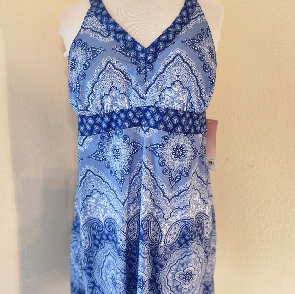 NWT - Women's ZeroXposur Venture Active Racerback Fit and Flare Dress - Picture 1 of 4